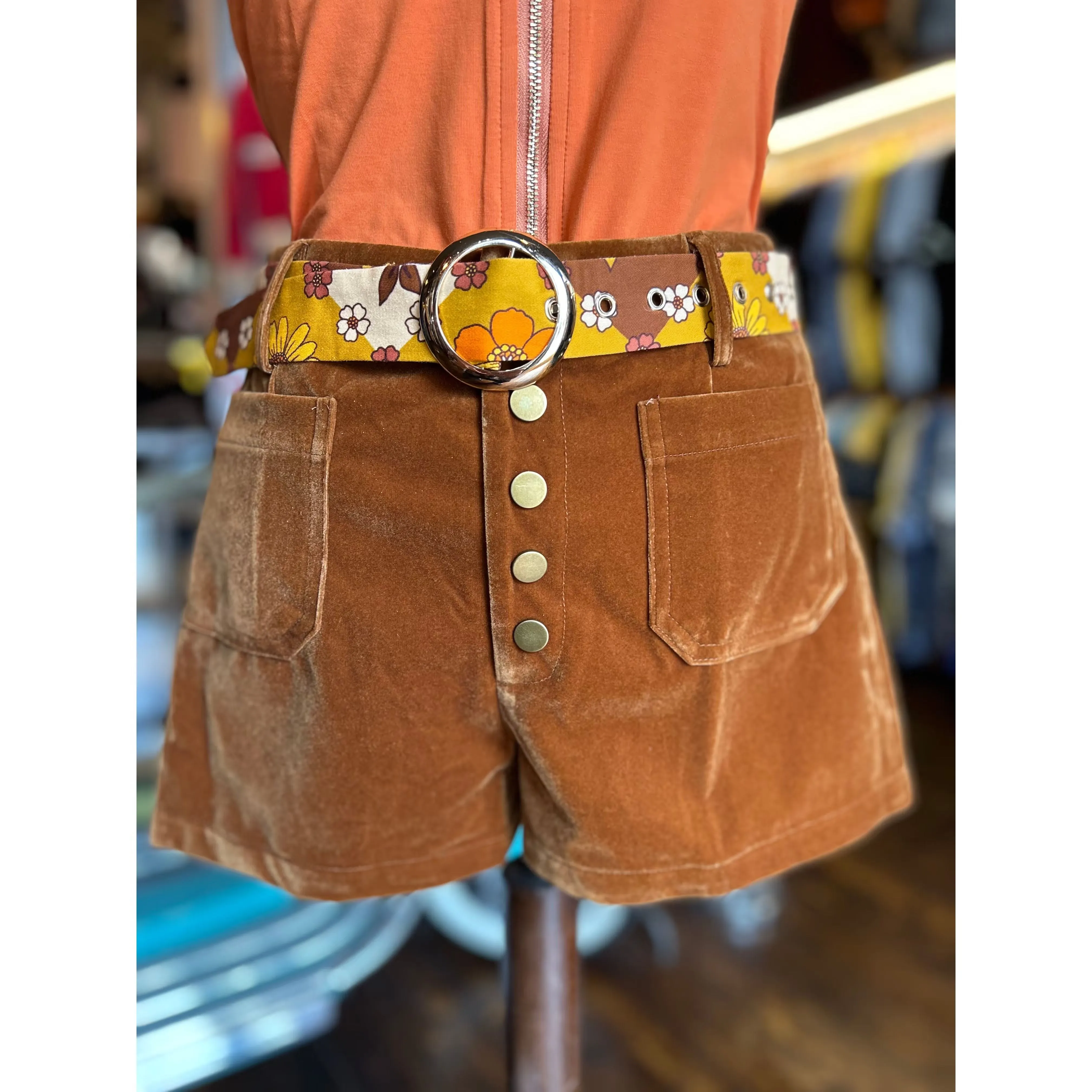 The Chain - Exclusive Moonlight Drive Velvet Brown - Shorts